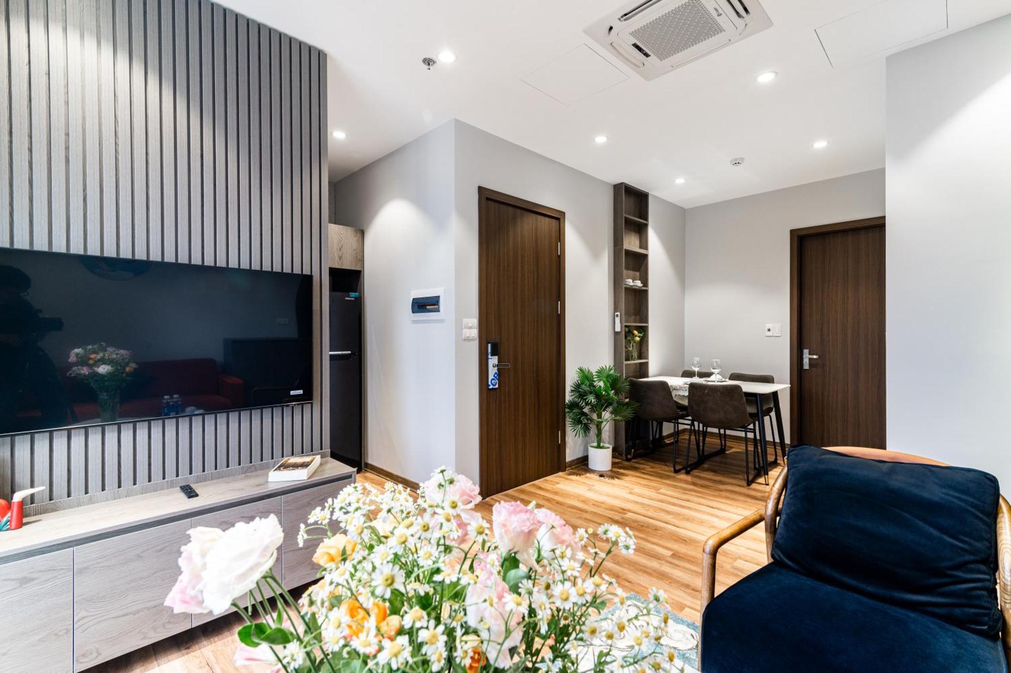Luxe Paradise Suites Hotel To Ngoc Van Ханой Экстерьер фото