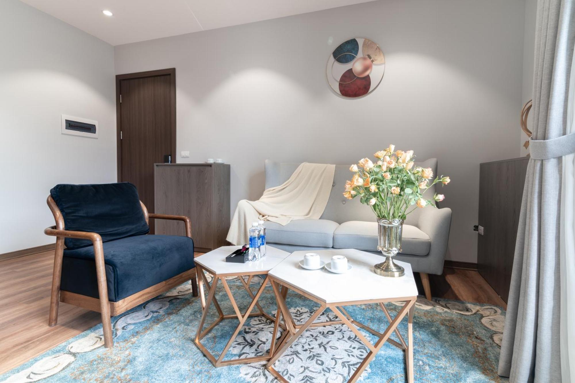 Luxe Paradise Suites Hotel To Ngoc Van Ханой Экстерьер фото