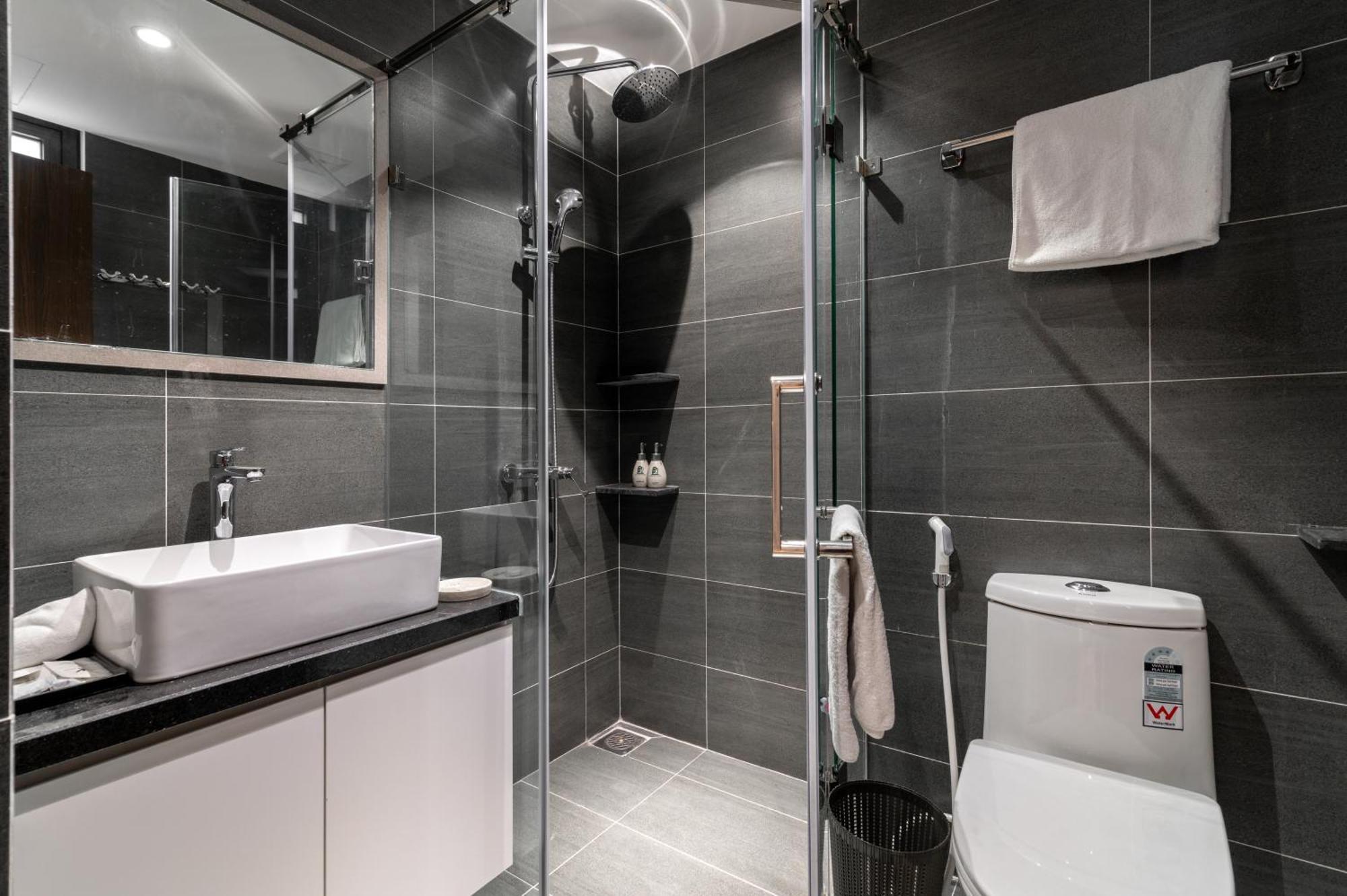 Luxe Paradise Suites Hotel To Ngoc Van Ханой Экстерьер фото